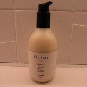 GIOMI Italy Hair Conditioner with Argan & Almond Oil--Paraben Free--300ml